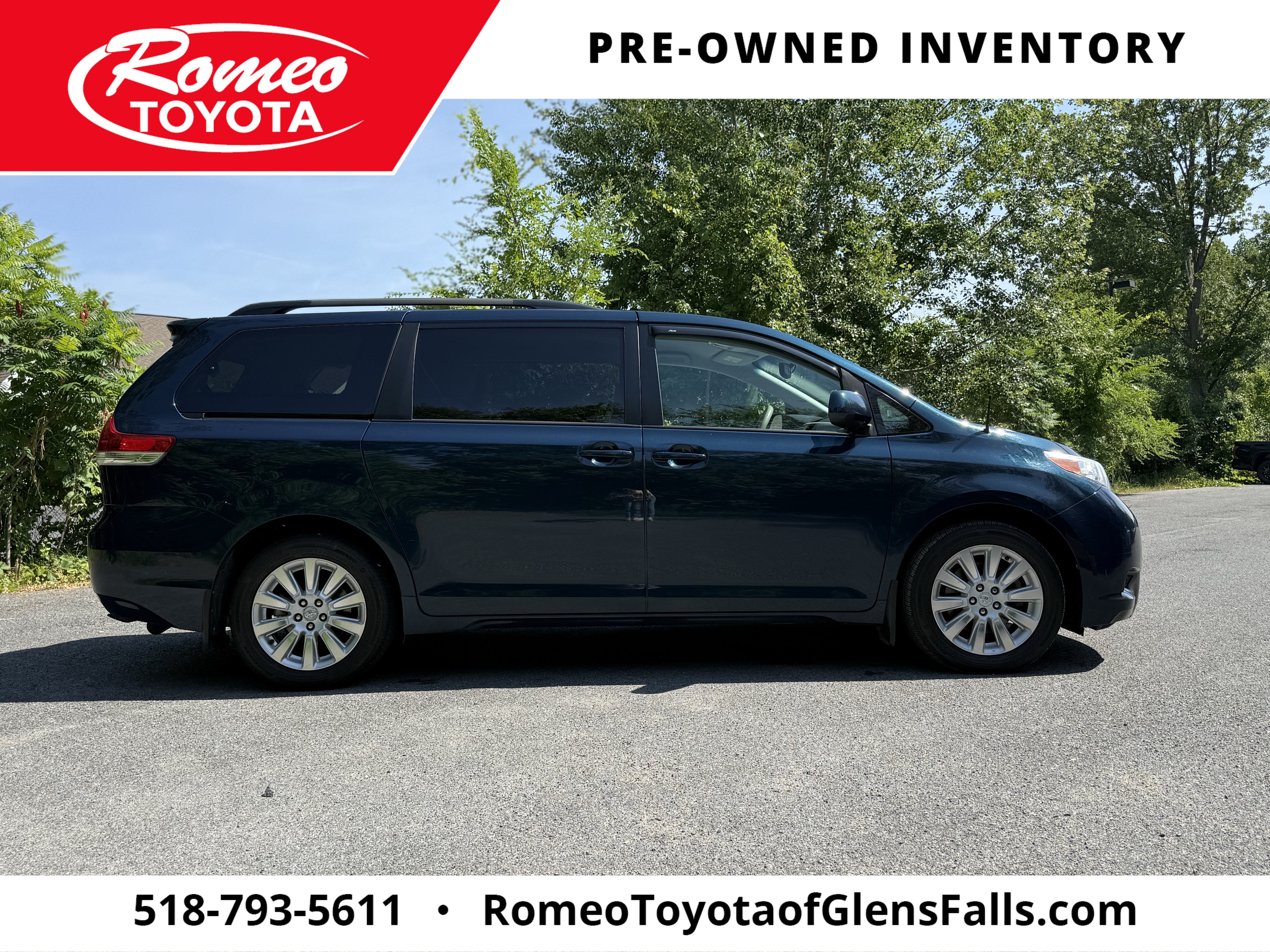 2012 Toyota SIENNA LE 3.5L LE