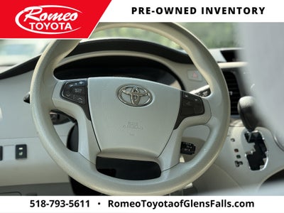2012 Toyota SIENNA LE 3.5L LE