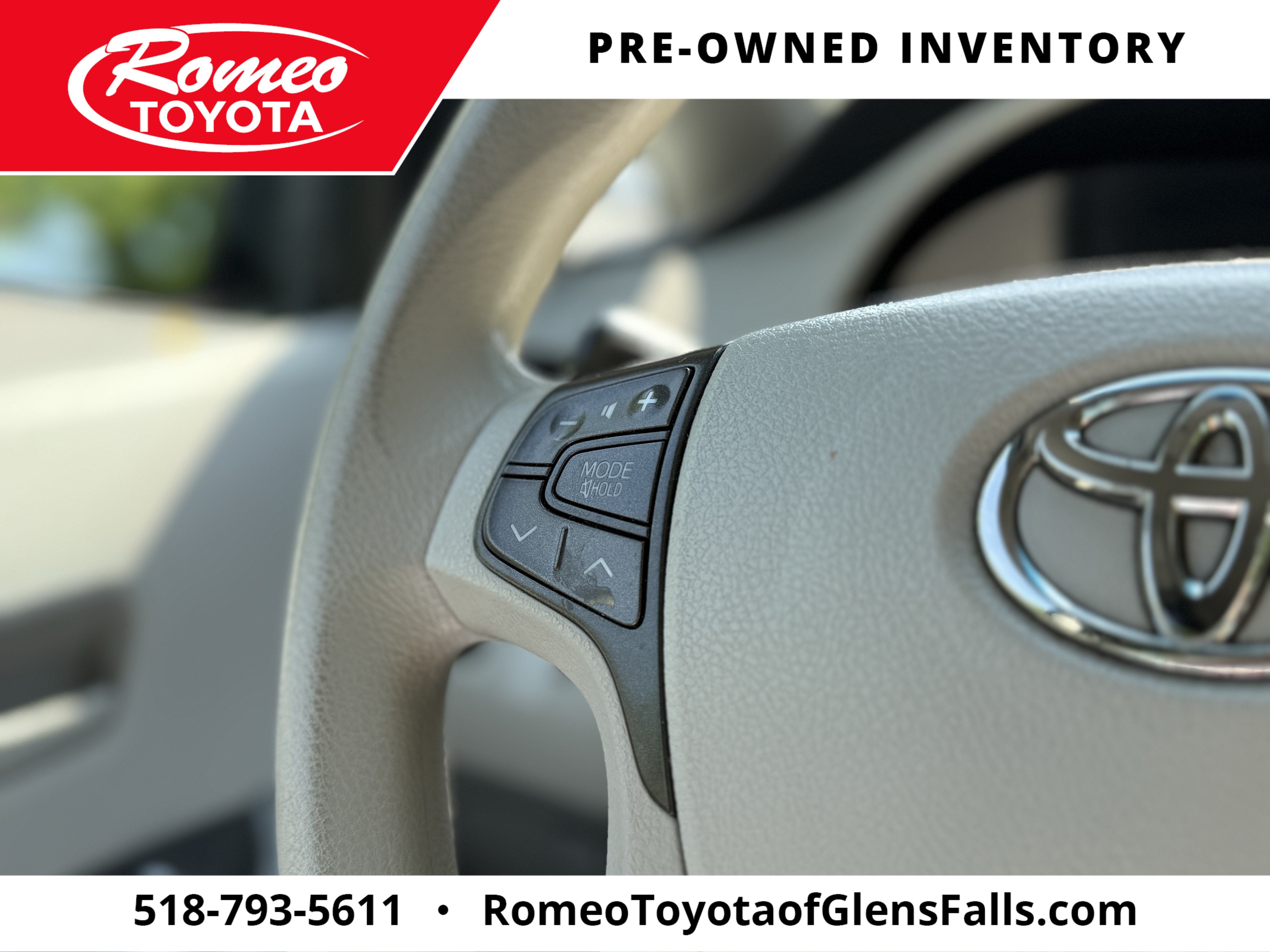 2012 Toyota SIENNA LE 3.5L LE