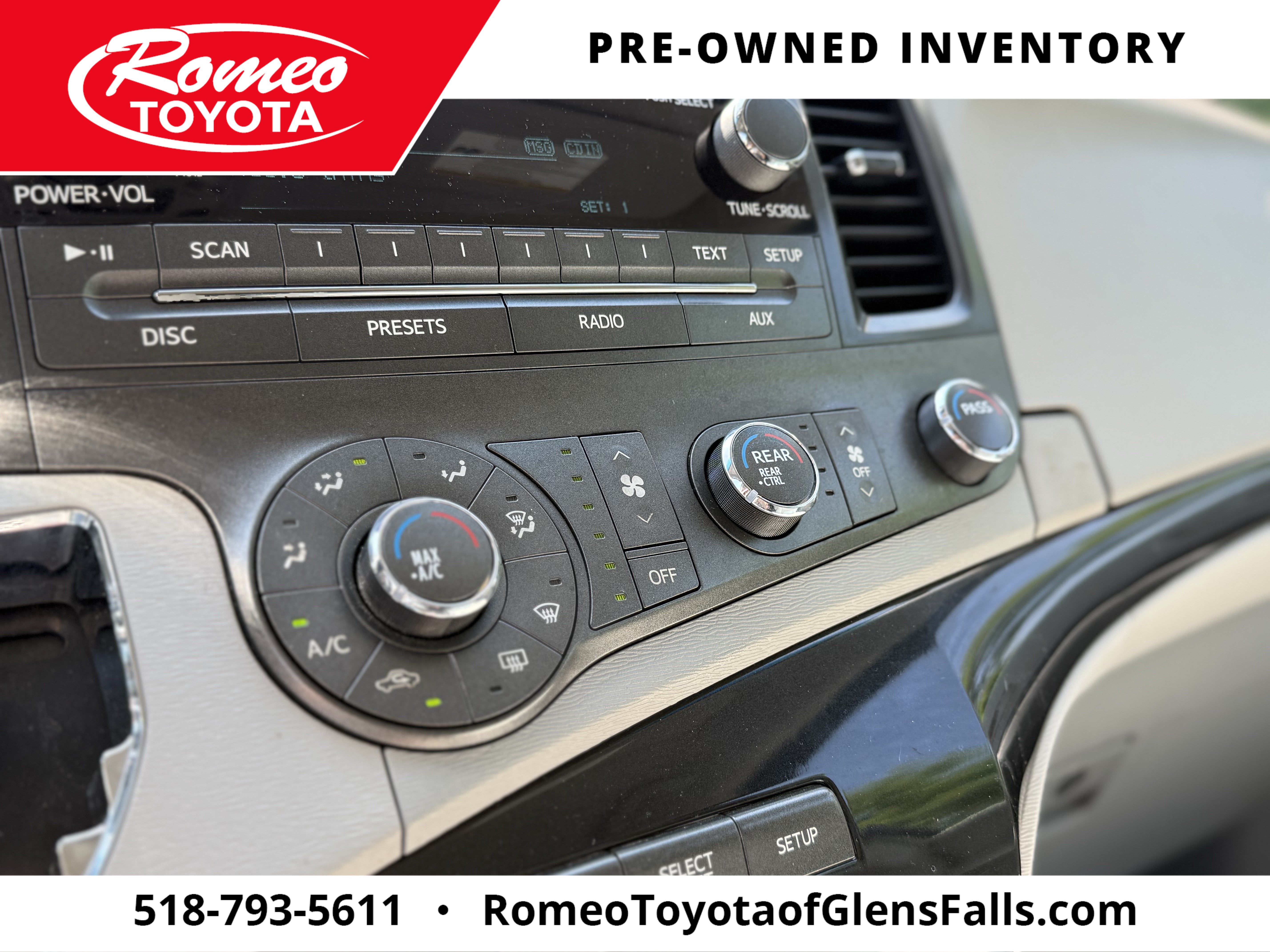 2012 Toyota SIENNA LE 3.5L LE