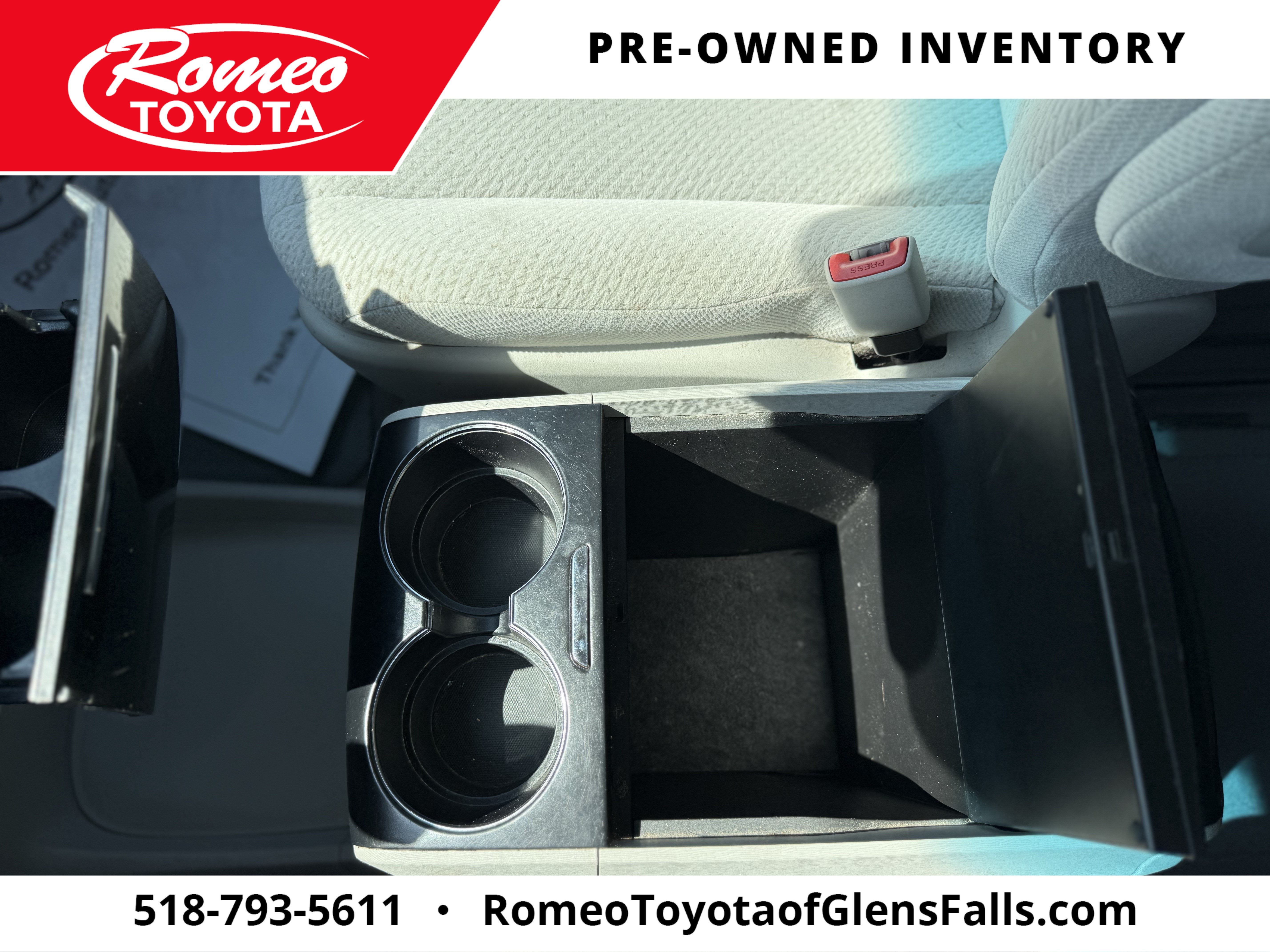 2012 Toyota SIENNA LE 3.5L LE