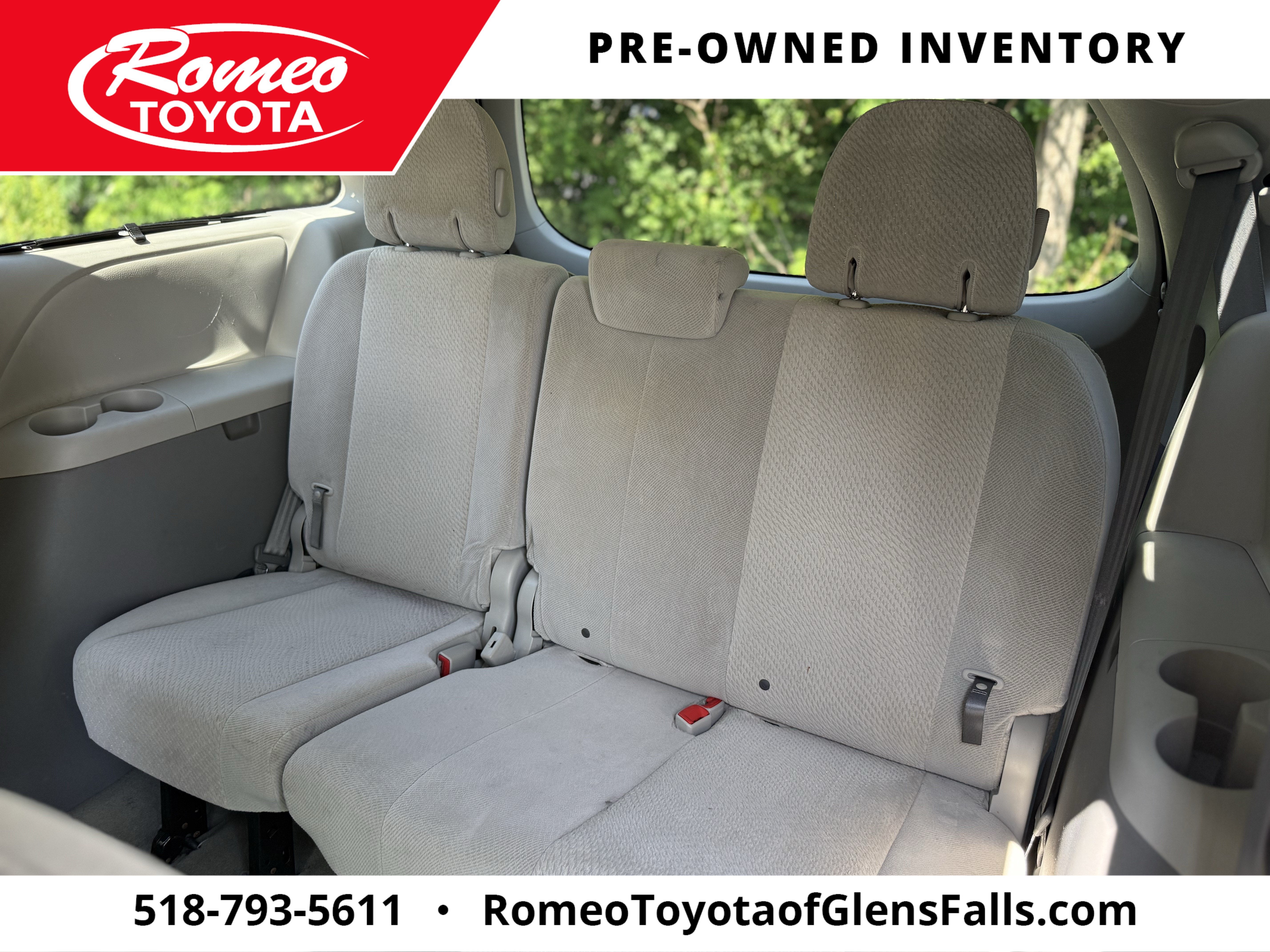 2012 Toyota SIENNA LE 3.5L LE