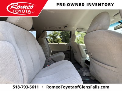 2012 Toyota SIENNA LE 3.5L LE