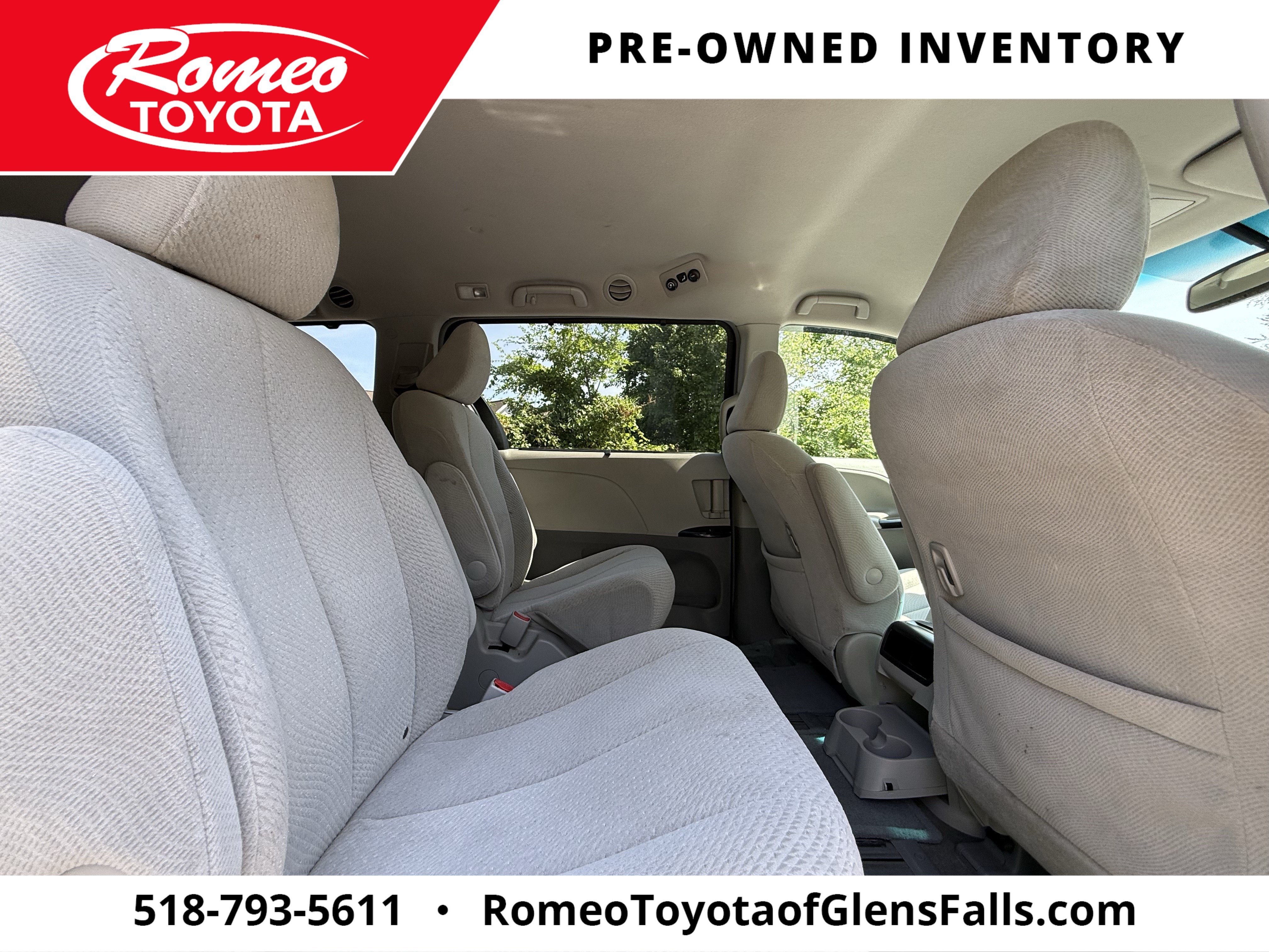 2012 Toyota SIENNA LE 3.5L LE