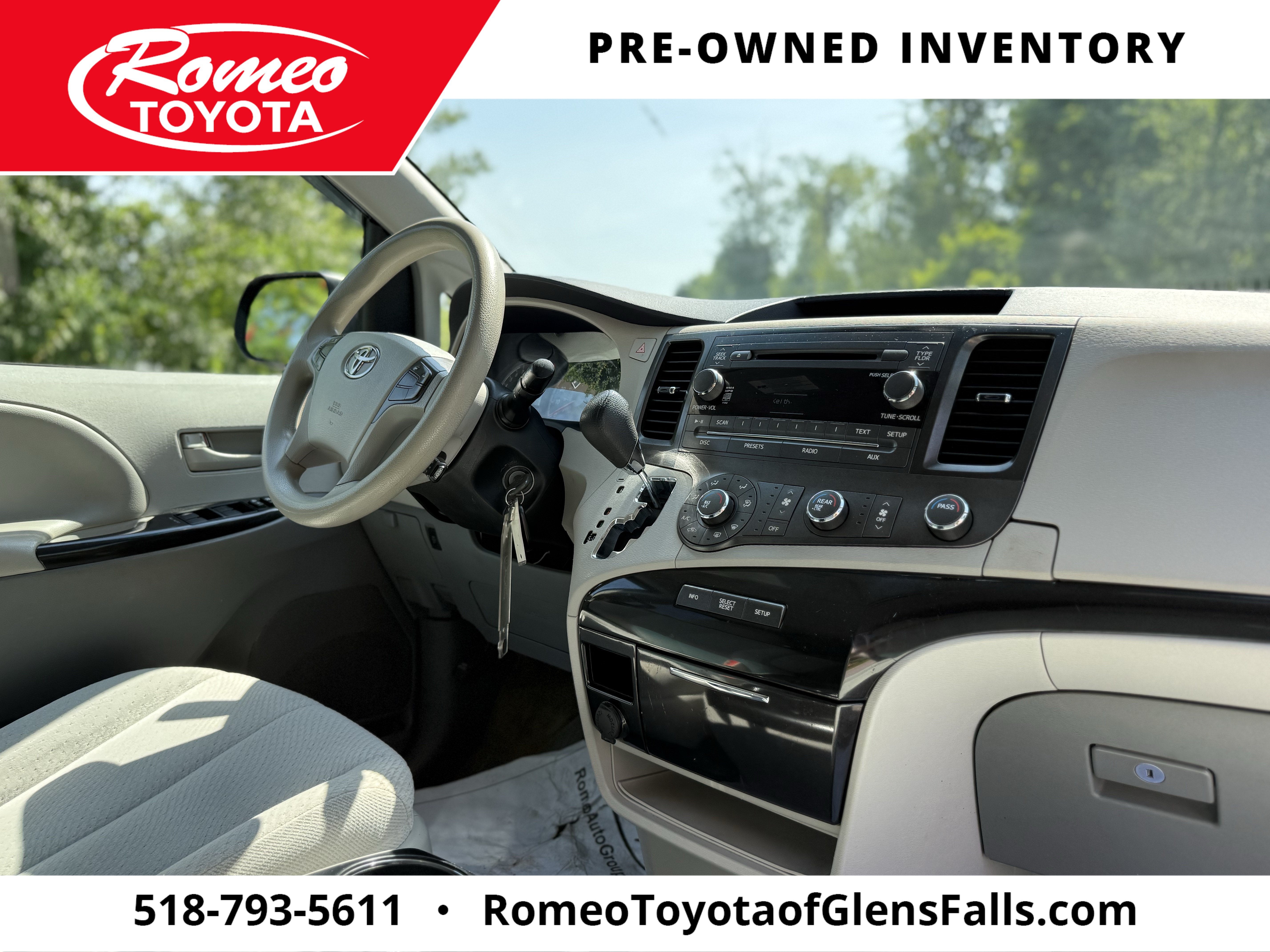 2012 Toyota SIENNA LE 3.5L LE