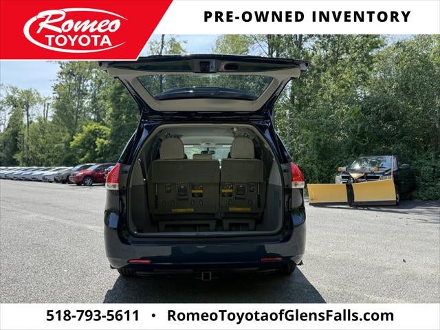 2012 Toyota SIENNA LE 3.5L LE