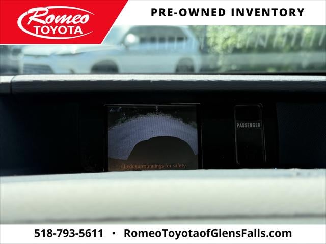 2012 Toyota SIENNA LE 3.5L LE