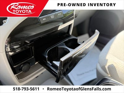 2012 Toyota SIENNA LE 3.5L LE