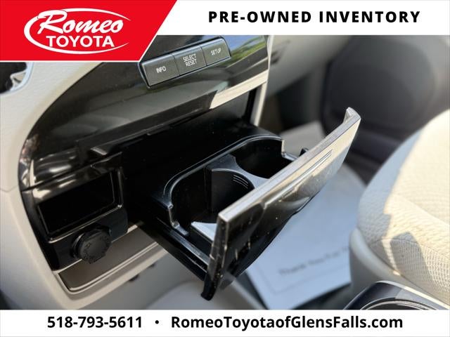 2012 Toyota SIENNA LE 3.5L LE