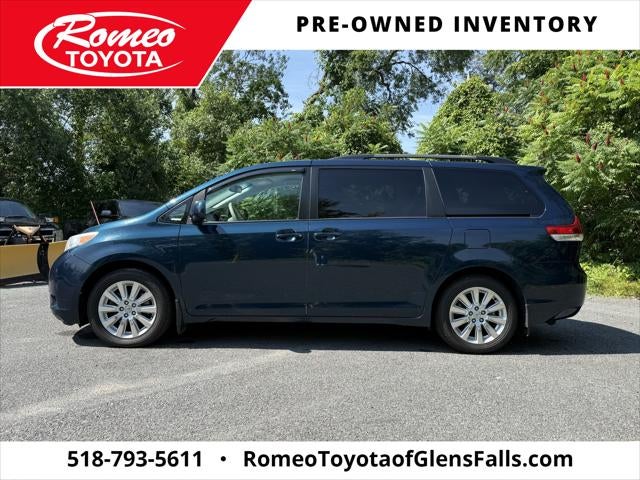 2012 Toyota SIENNA LE 3.5L LE