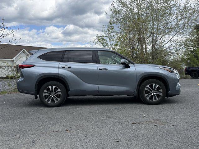 2023 Toyota HIGHLANDER HYBRD Hybrid XLE