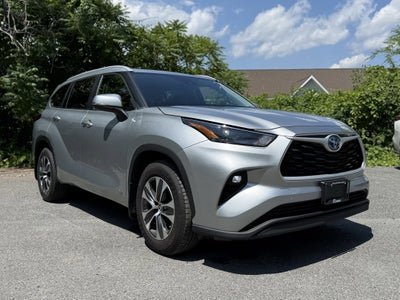 2023 Toyota Highlander Hybrid Hybrid XLE