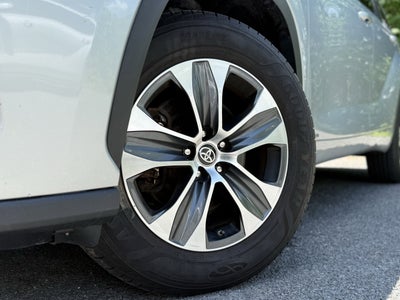 2023 Toyota Highlander Hybrid Hybrid XLE