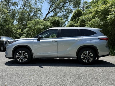 2023 Toyota Highlander Hybrid Hybrid XLE