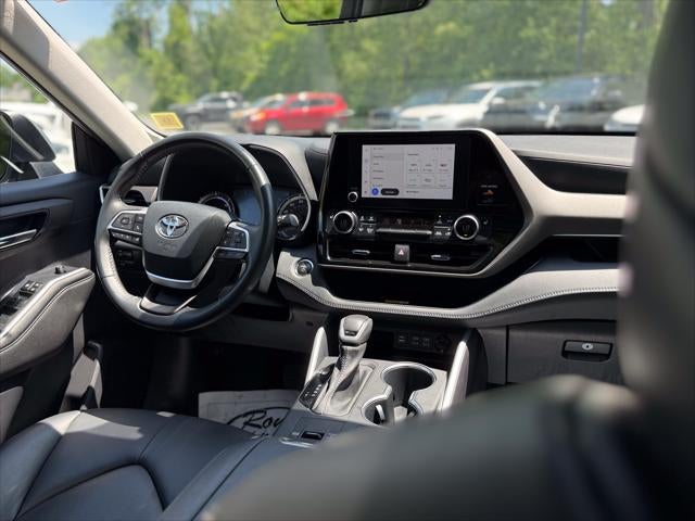 2023 Toyota Highlander Hybrid Hybrid XLE