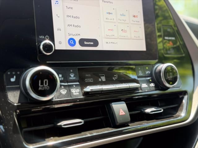 2023 Toyota Highlander Hybrid Hybrid XLE