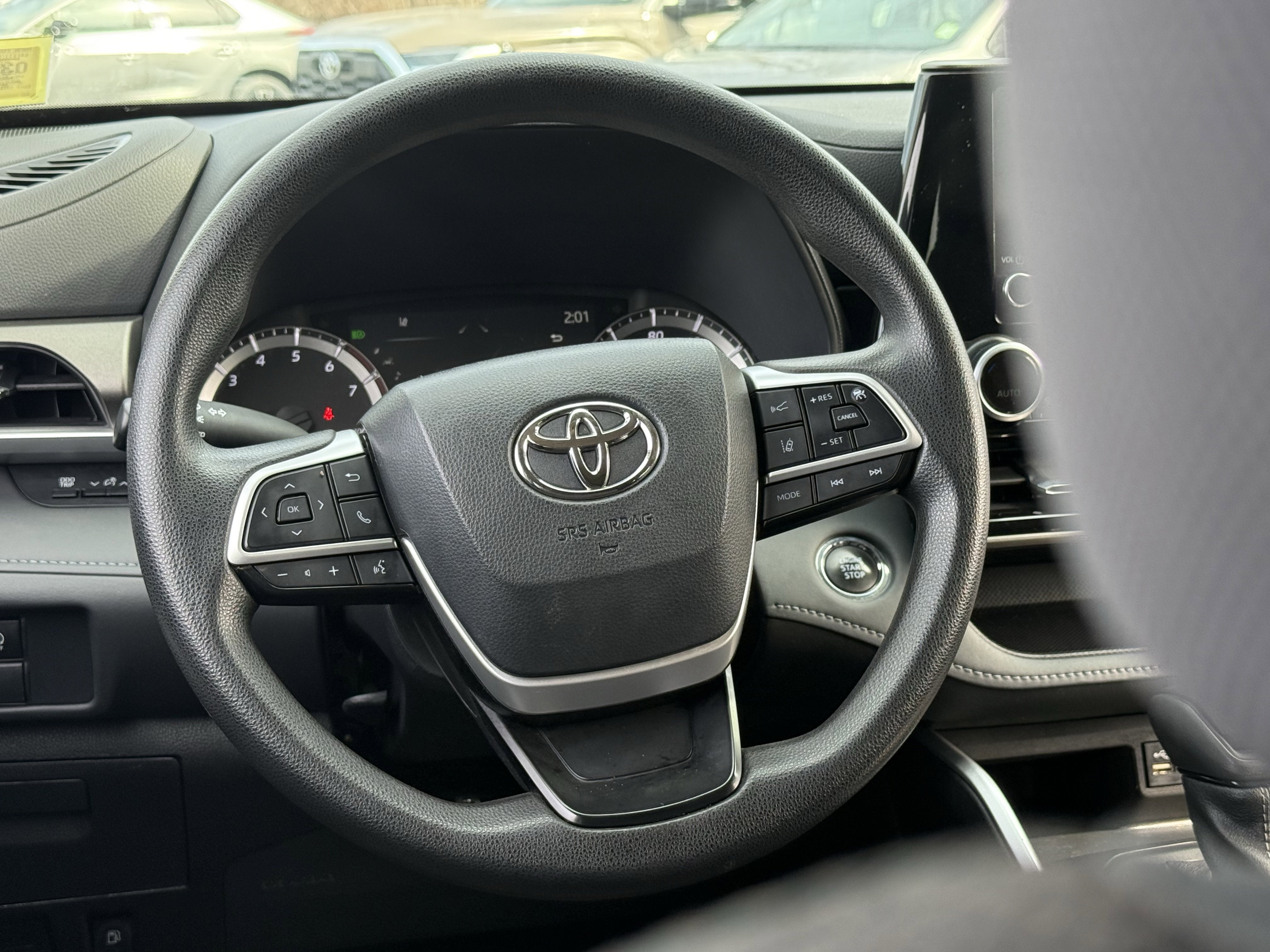 2023 Toyota HIGHLANDER L