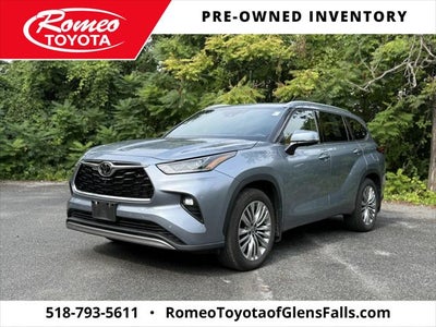 2023 Toyota Highlander Platinum