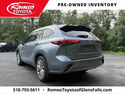 2023 Toyota Highlander Platinum
