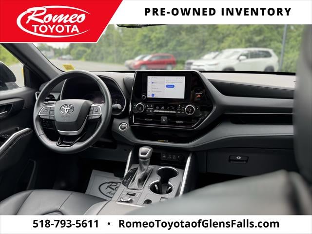 2025 Toyota Highlander XSE