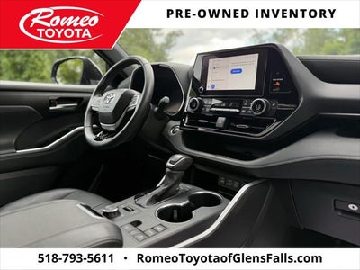 2025 Toyota Highlander XSE