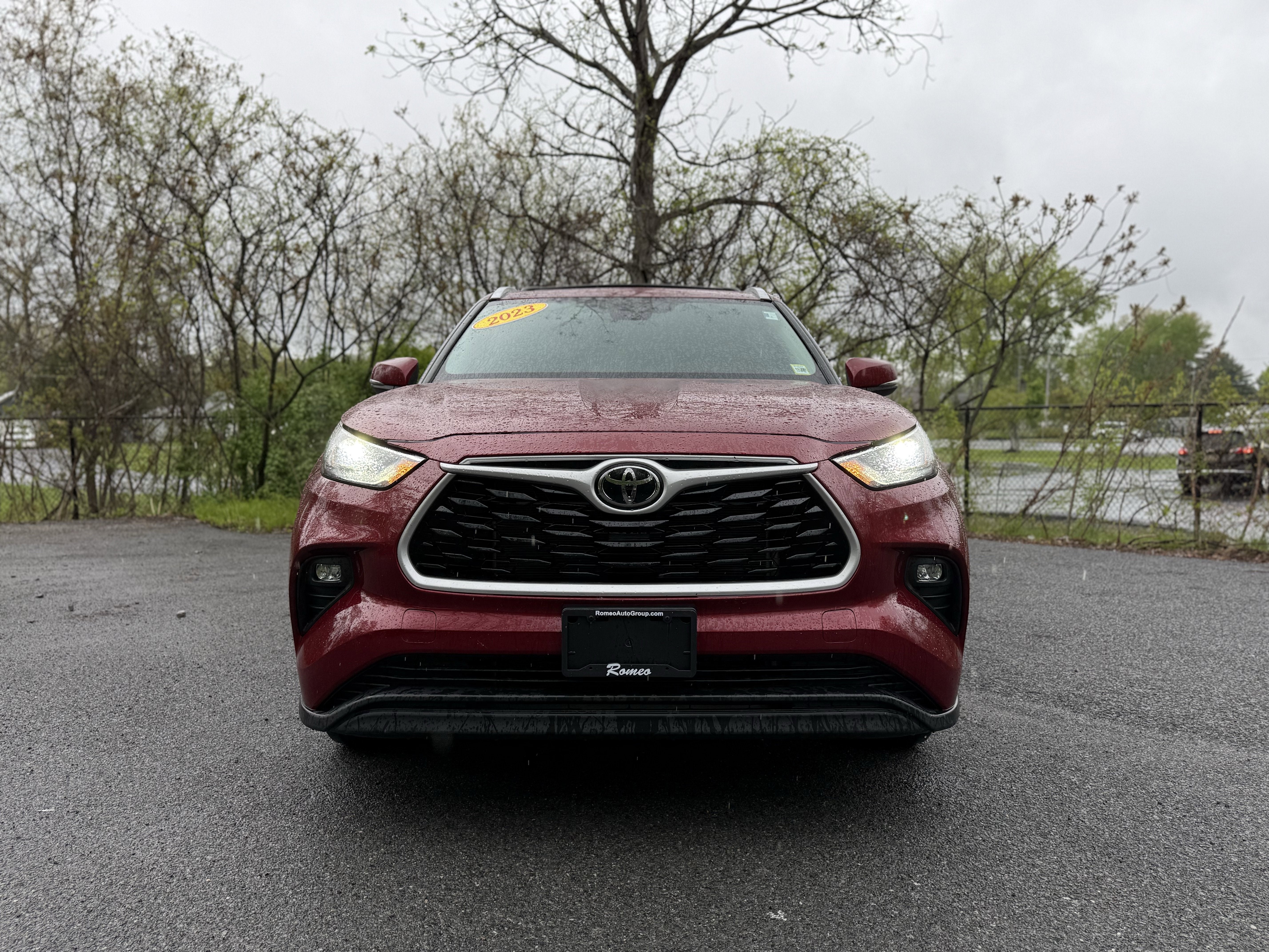 2023 Toyota HIGHLANDER XLE