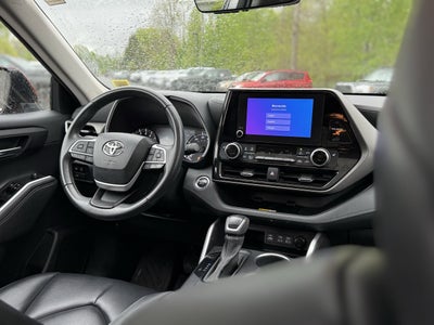 2023 Toyota HIGHLANDER XLE