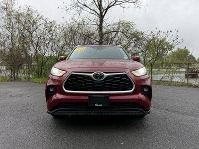 2023 Toyota HIGHLANDER XLE