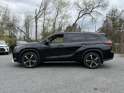 2022 Toyota HIGHLANDER XSE