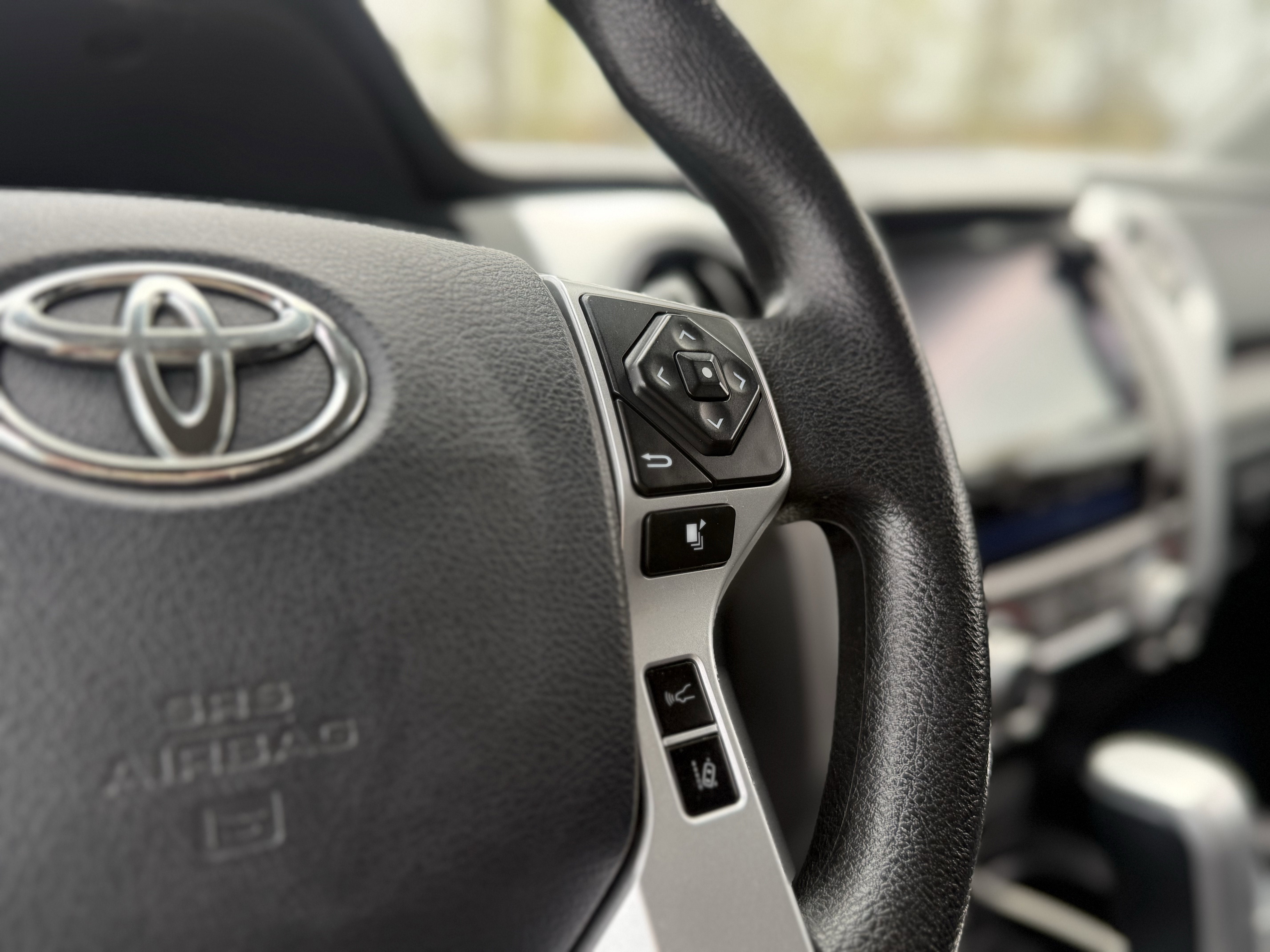 2020 Toyota TUNDRA 4X4 SR5