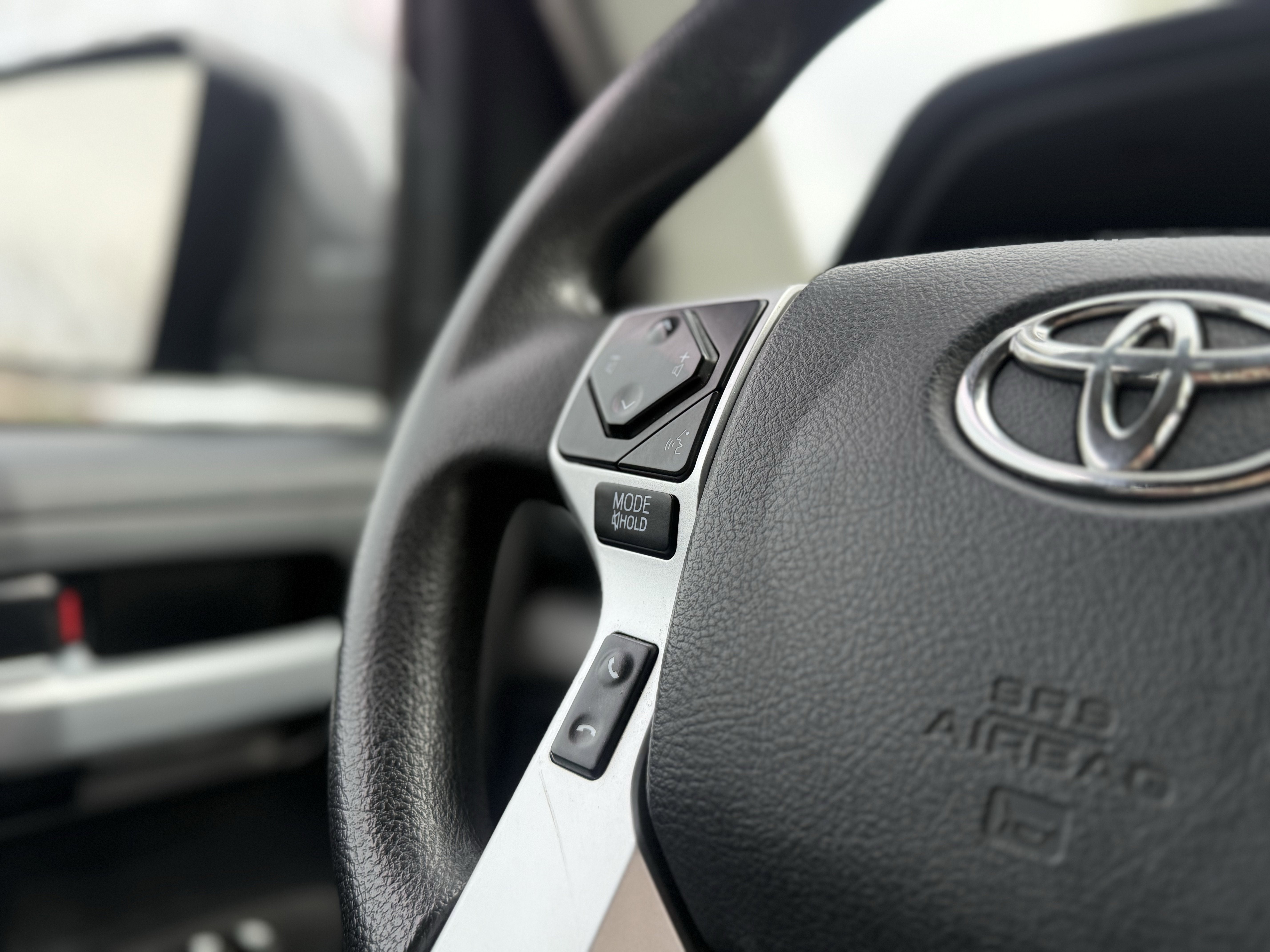 2020 Toyota TUNDRA 4X4 SR5