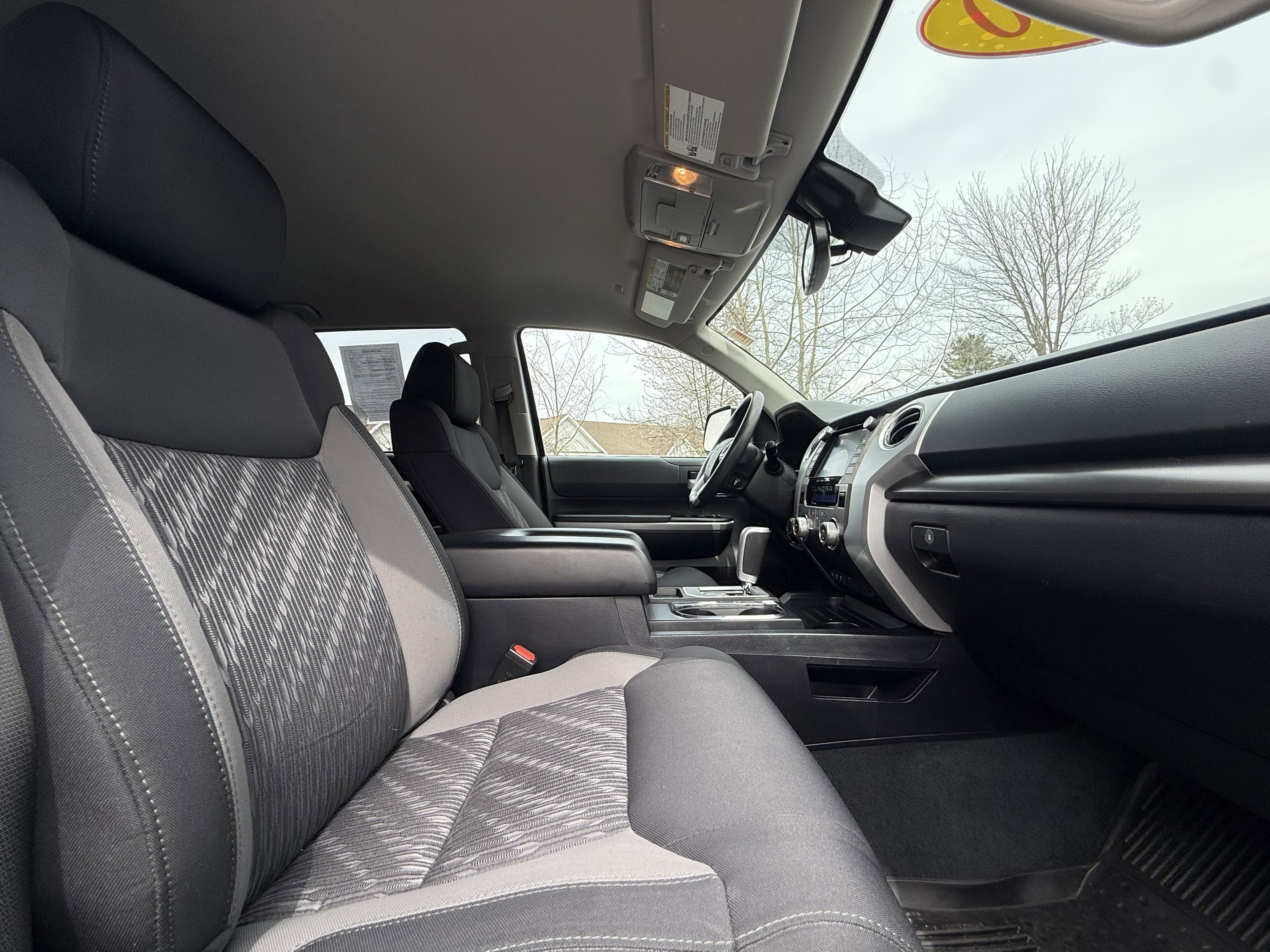 2020 Toyota TUNDRA 4X4 SR5