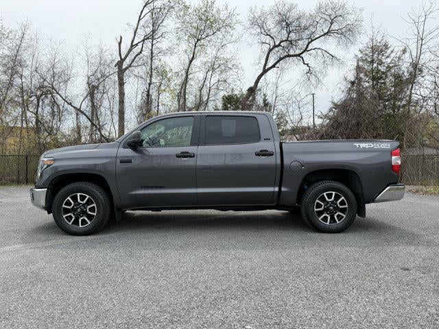 2020 Toyota TUNDRA 4X4 SR5