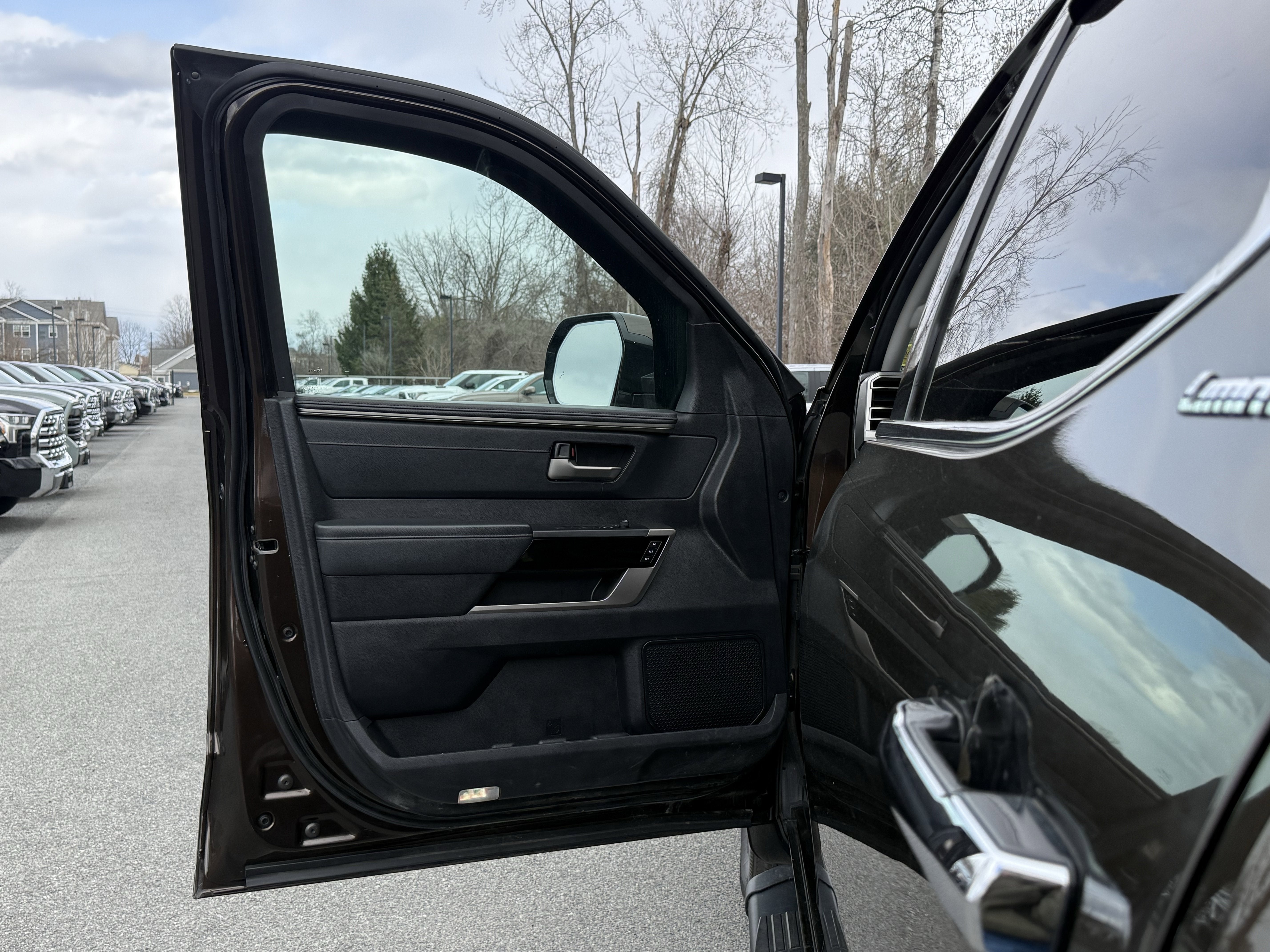 2023 Toyota TUNDRA 4X4 Limited