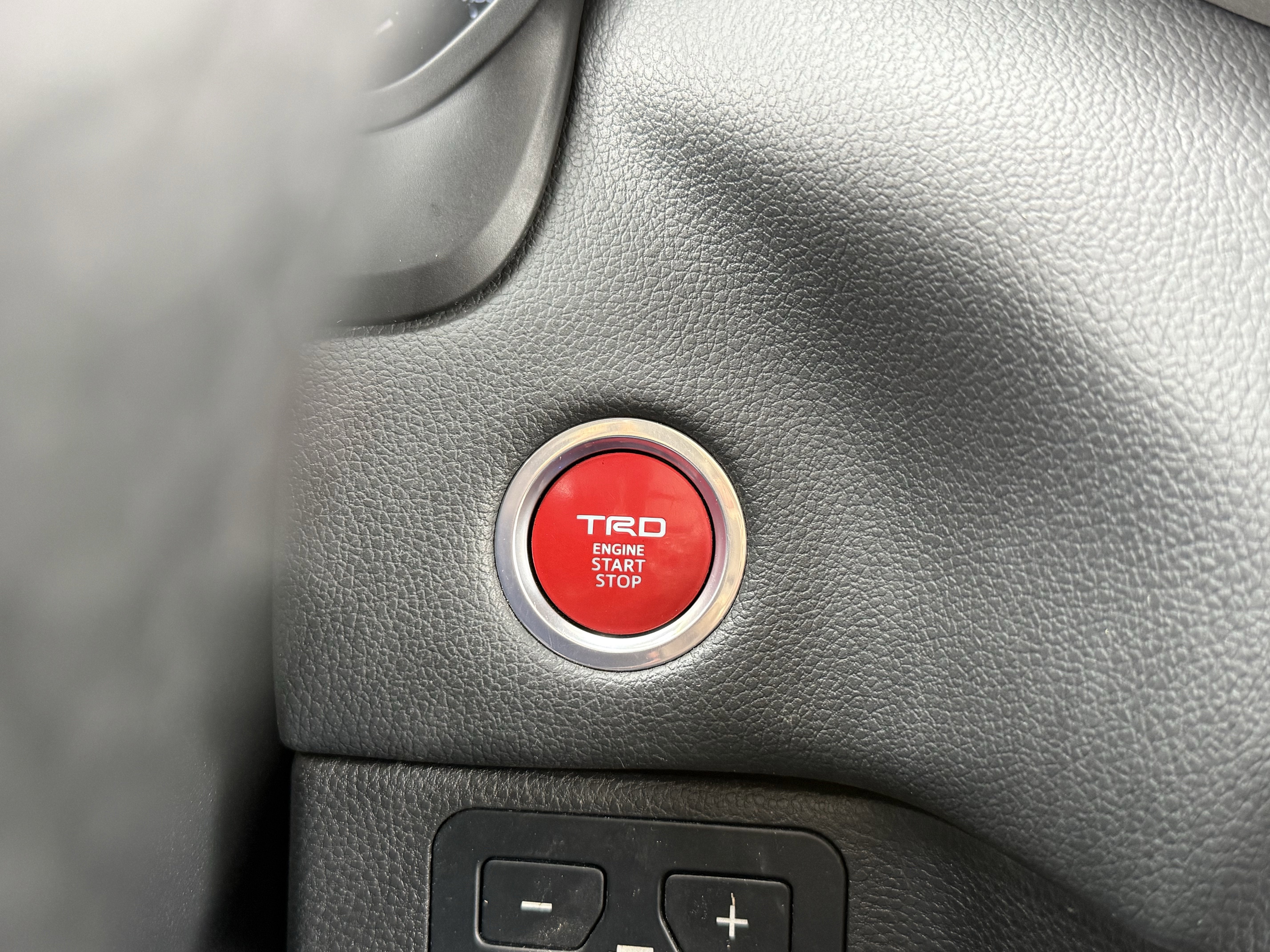 2023 Toyota TUNDRA 4X4 Limited