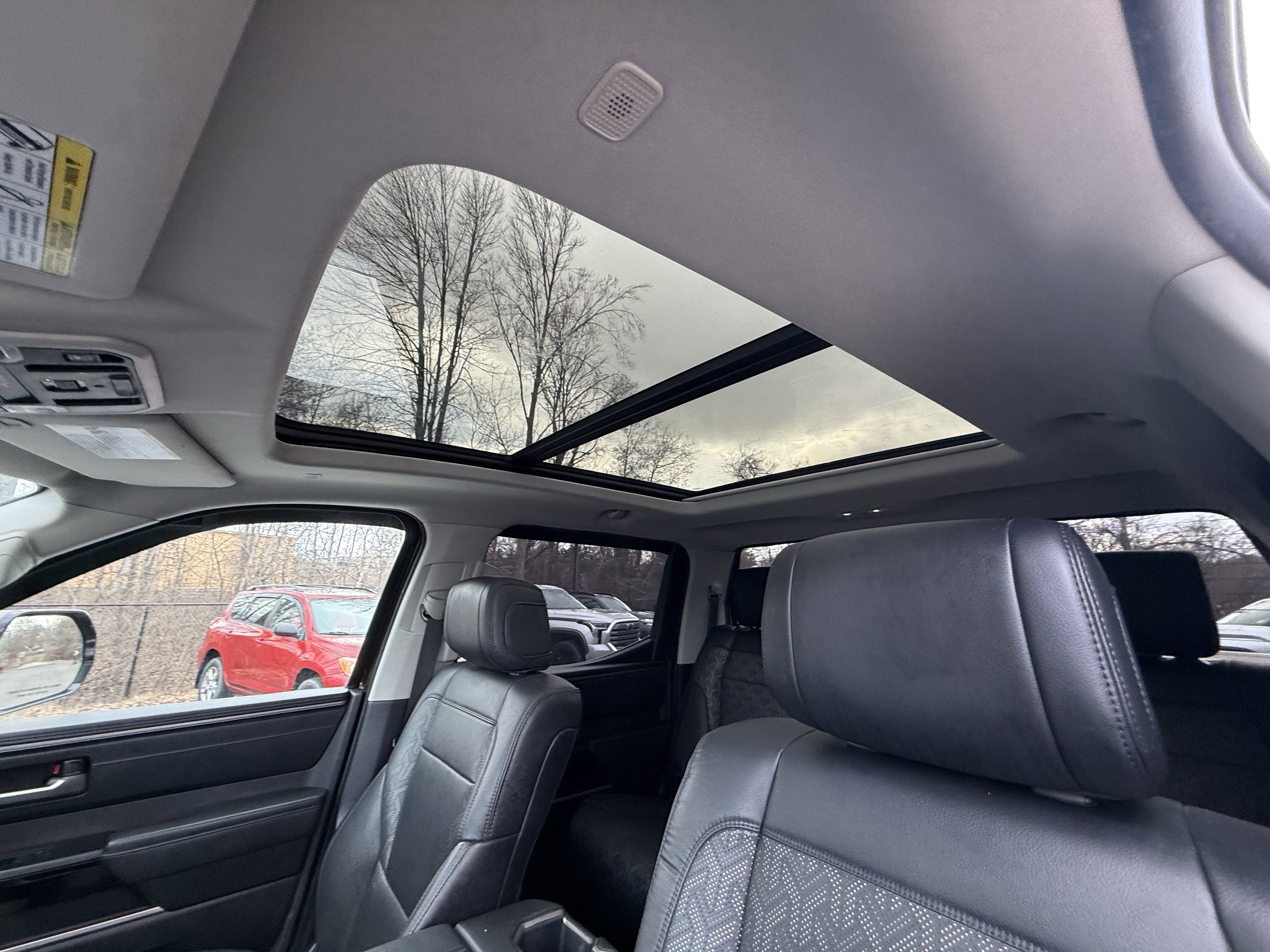 2023 Toyota TUNDRA 4X4 Limited
