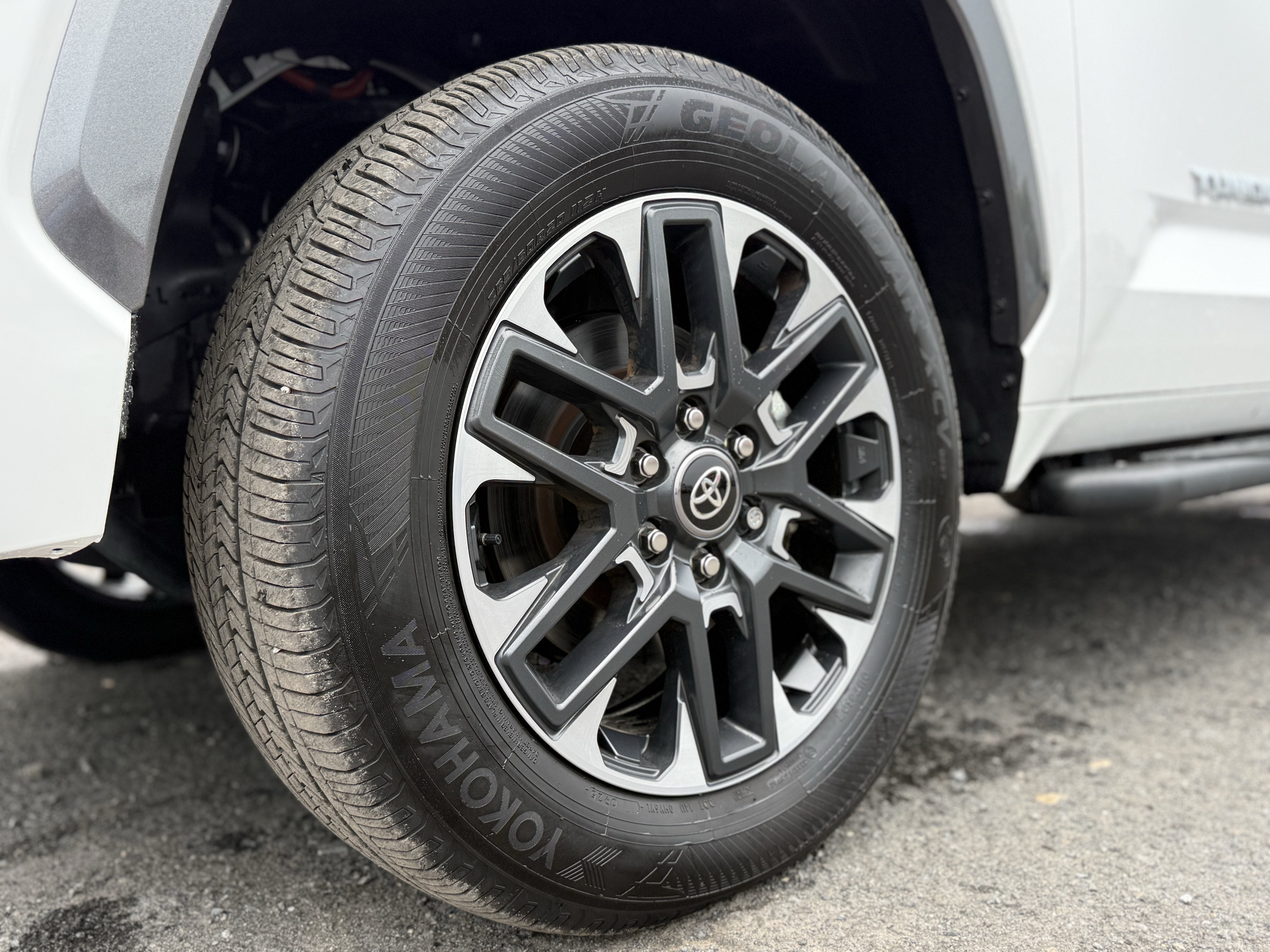2025 Toyota Tundra i-FORCE MAX Limited Hybrid