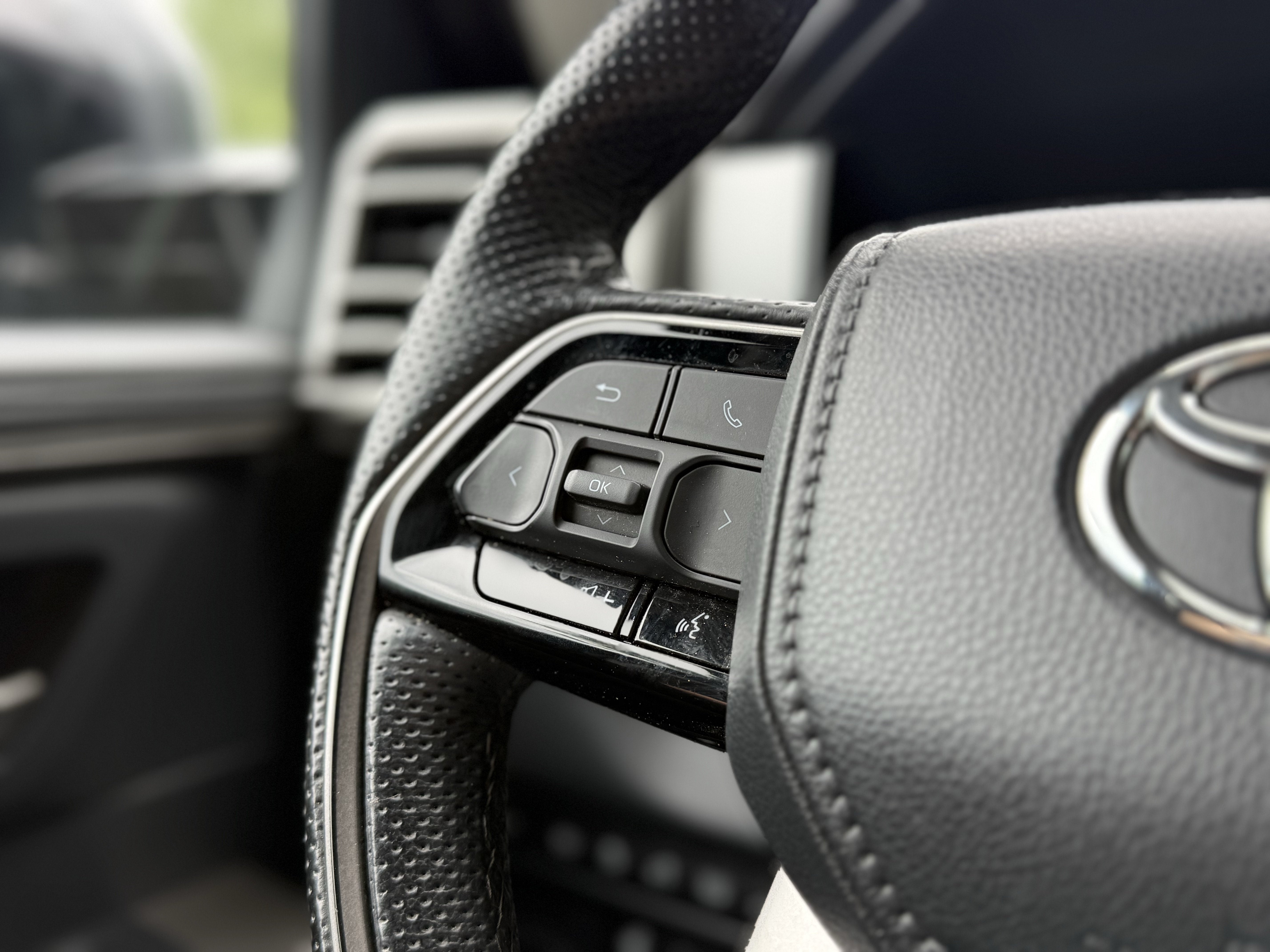 2024 Toyota Tundra i-FORCE MAX Limited Hybrid