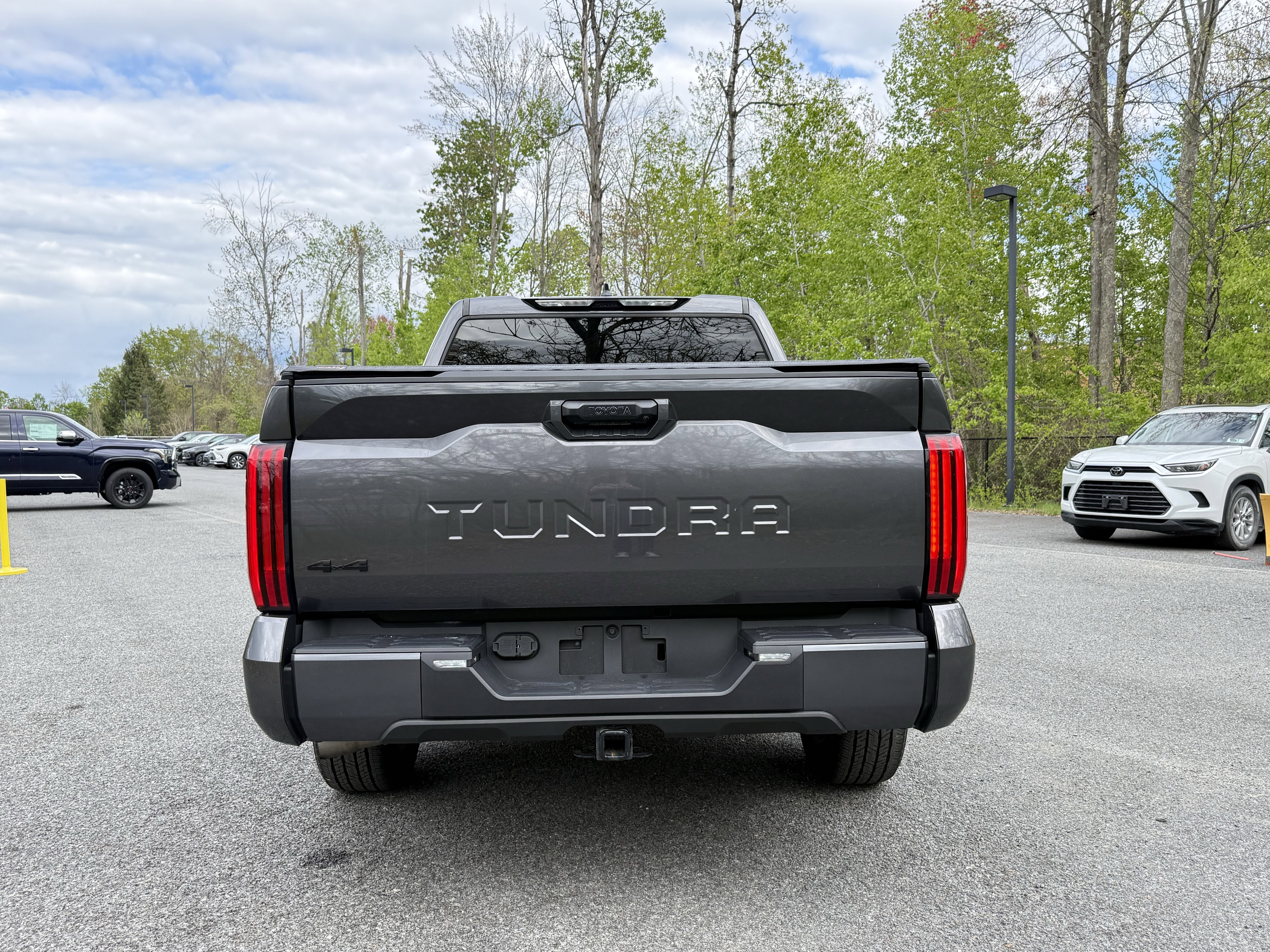 2023 Toyota TUNDRA 4X4 SR5