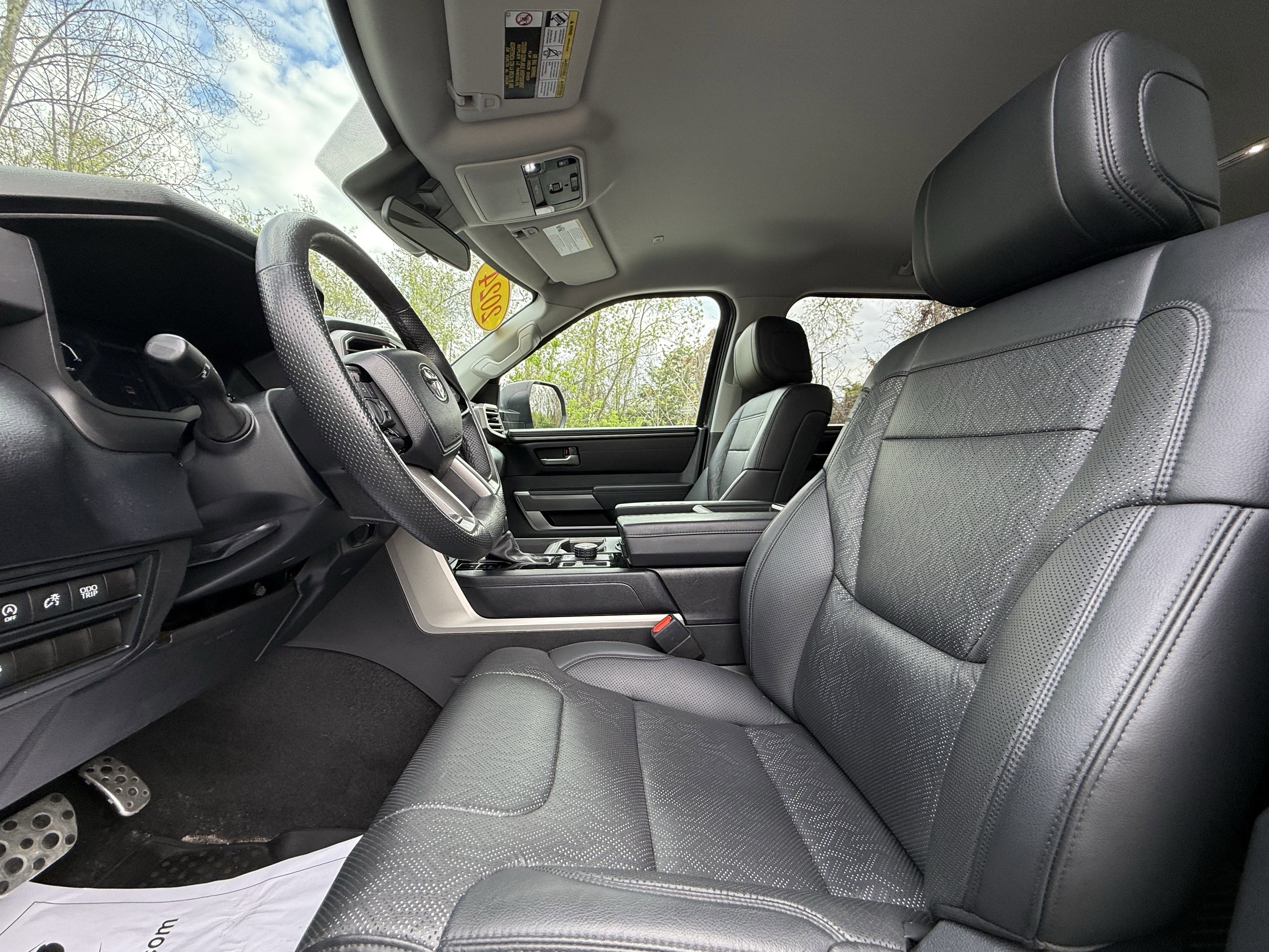 2023 Toyota TUNDRA 4X4 SR5