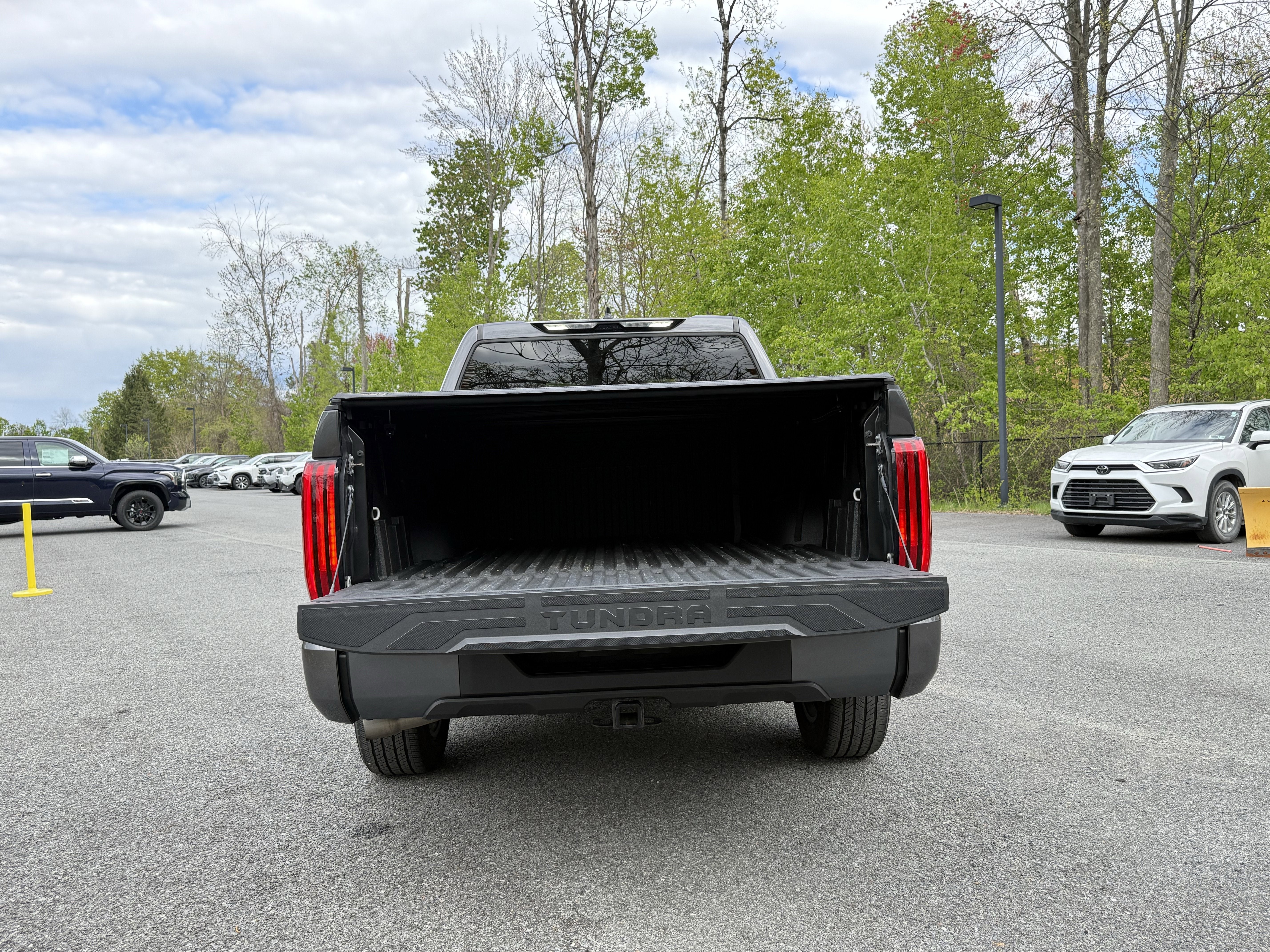 2023 Toyota TUNDRA 4X4 SR5