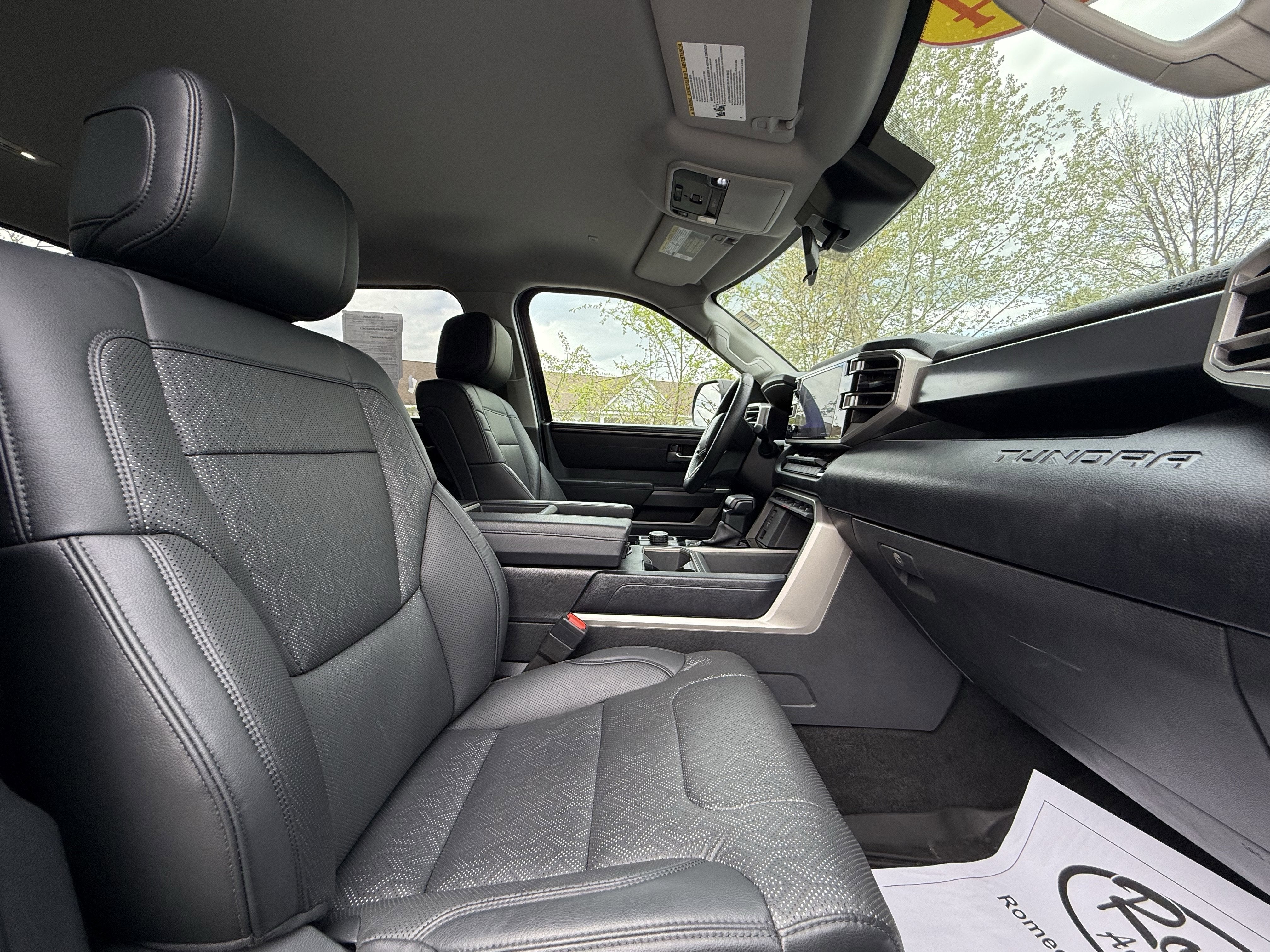 2023 Toyota TUNDRA 4X4 SR5