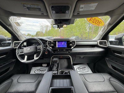 2023 Toyota TUNDRA 4X4 SR5