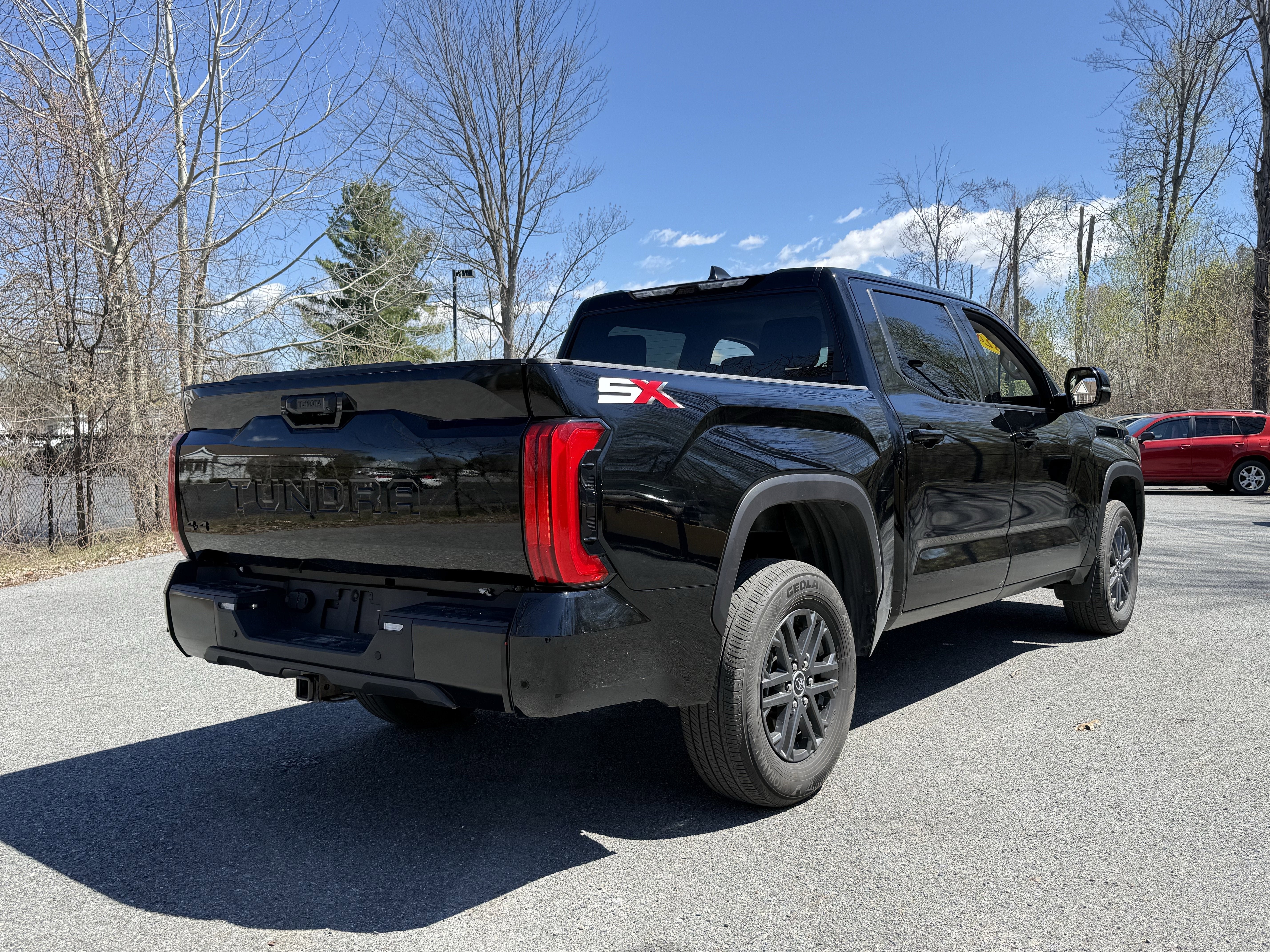 2024 Toyota TUNDRA 4X4 SR5