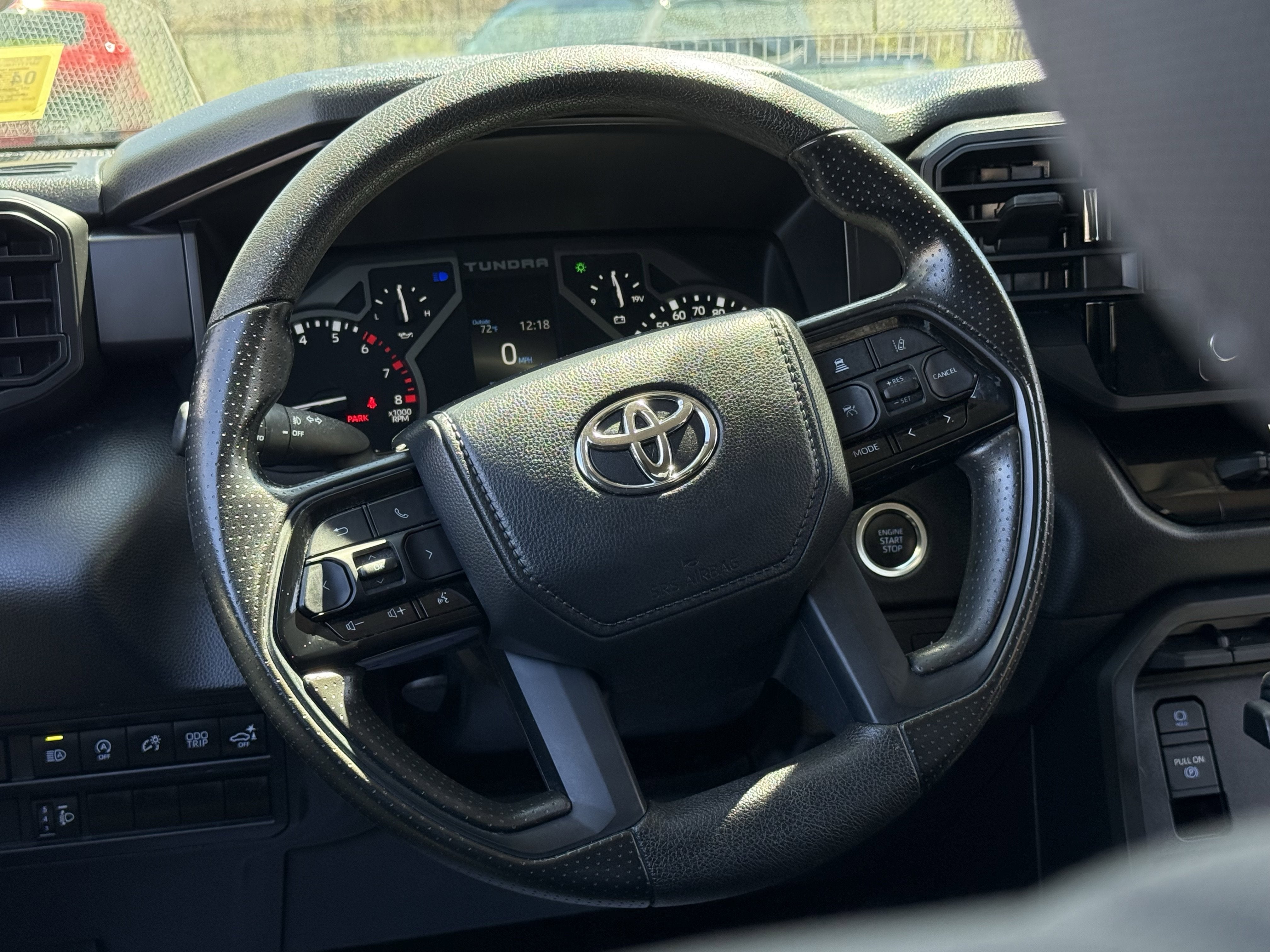 2024 Toyota TUNDRA 4X4 SR5