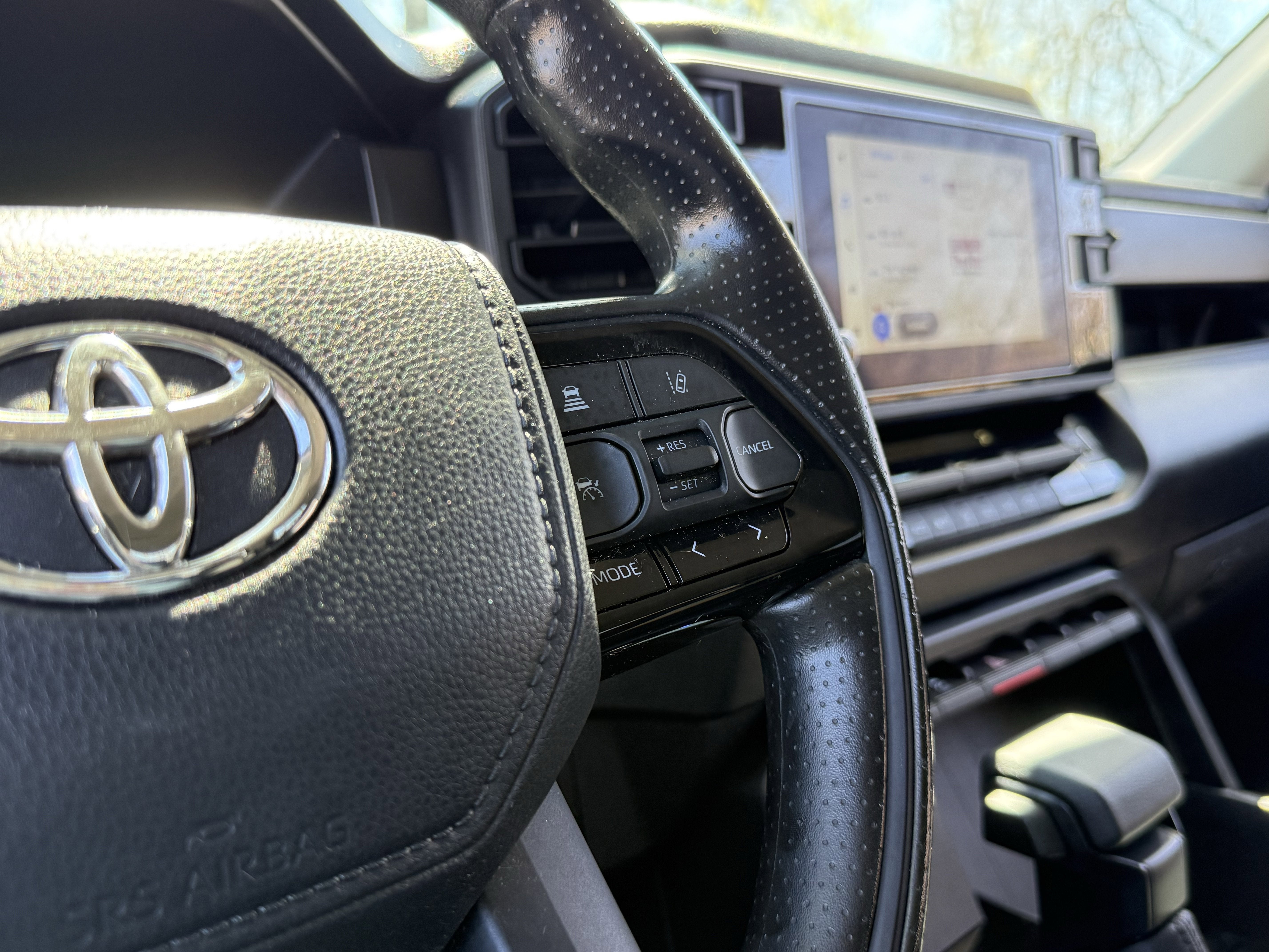 2024 Toyota TUNDRA 4X4 SR5