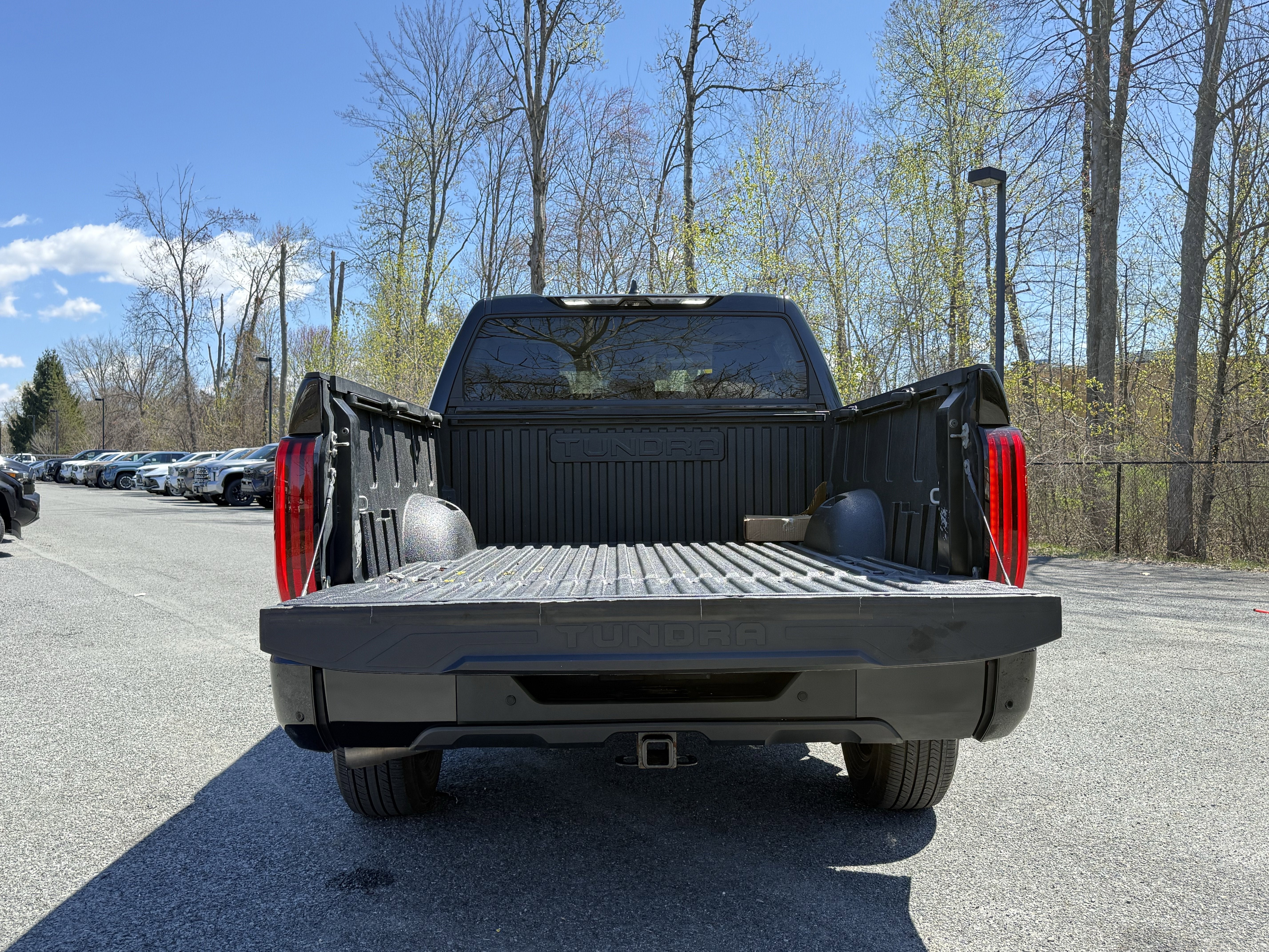 2024 Toyota TUNDRA 4X4 SR5
