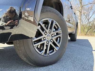 2024 Toyota TUNDRA 4X4 SR5