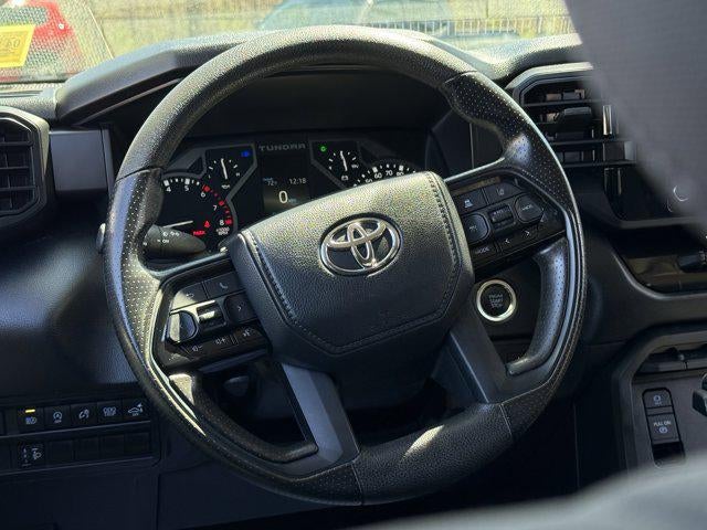 2024 Toyota TUNDRA 4X4 SR5
