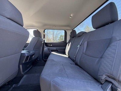 2024 Toyota TUNDRA 4X4 SR5
